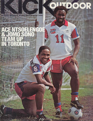 NASL Toronto Blizzard 1982 Home Jomo Sono Ace Ntsoelengoe Back