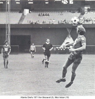 Chiefs 71 Road Ken Bracewll, Mick Hoban