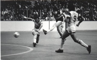 Chiefs 81-82 Indoor Home Paul Child Back