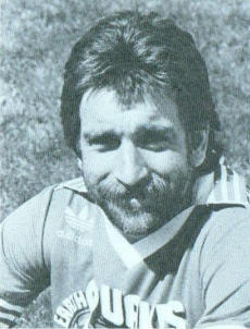 Earthquakes 80 Head Bernie Gersdorff