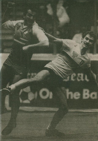 Wings 84-85 Road Erik Rasmussen, Americans