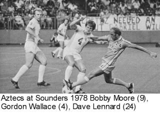 NASL Seattle Sounders 78 Home Bobby Moore, Gordon Wallace Aztecs Dave Lennard