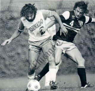 NASL Soccer Chicago Sting 1979 Road Derek Spalding, Tornado Pedro Gano