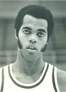 Remembering one of Drake's best basketball players Willie McCarter