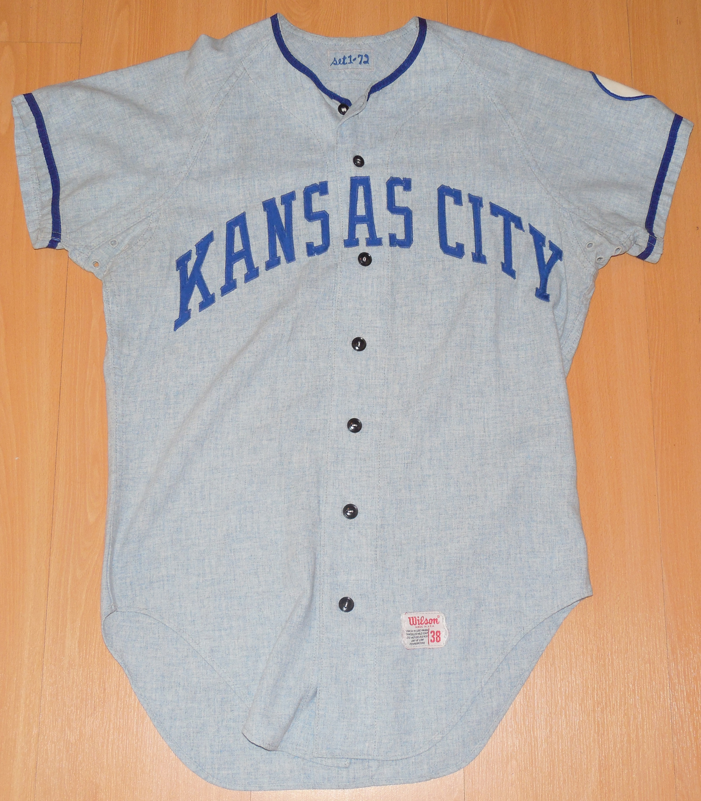 royals road jersey