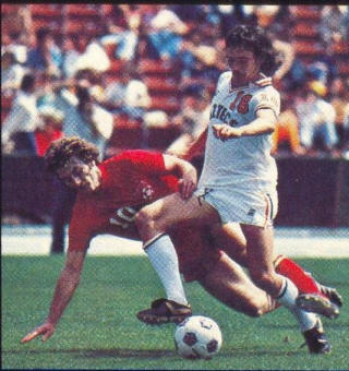 Vancouver Whitecaps Los Angeles Aztecs 1977 Home John Mason, Bob Bolitho