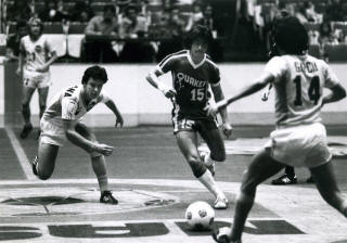 NASL Soccer Los Angeles Aztecs 80-81 Indoor Home Back Todd Saldana, Earthquakes