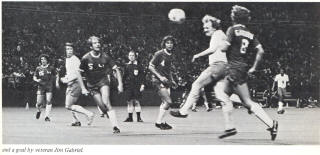 NASL Soccer New York Cosmos 76 Road Keith Eddy 2