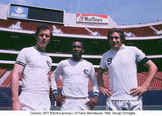 NASL Soccer New York Cosmos 77 Home Alt Beckenbauer, Pele, Chingalia