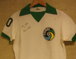 NASL Soccer New York Cosmos 77 Home Jesey Pele Color Logo.jpg