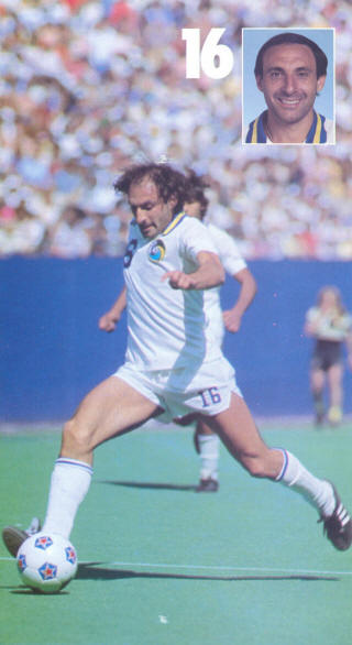 NASL Soccer New York Cosmos 82 Home Angelo DiBernardo 4