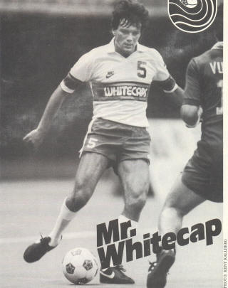 NASL Soccer New York Cosmos 84 Back Dragan Vujovic.jpg