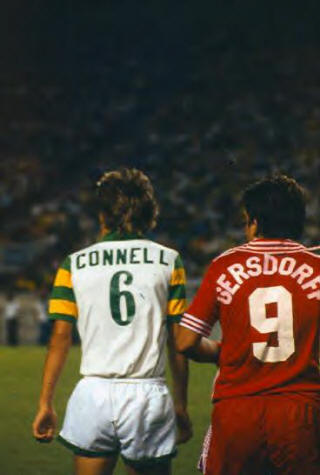 San Jose Earthquakes Tampa Bay Rowdies Mike Connell, Bernie Gersdorff