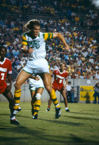 NASL Soccer San Jose Earthquakes 80 Steve David, Miro Pavlovic