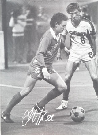 Earthquakes 82-83 Road Tony Powell