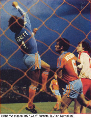 NASL Soccer Minnesota Kicks 77 Goalie Back Geoff Barnett (2)