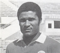 NASL Soccer Las Vegas Quicksilvers 77 Head Eusebio (2)