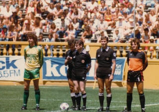 NASL Soccer Tampa Bay Rowdies 81 Goalie Kevin Clinton Tim Hanley.jpg