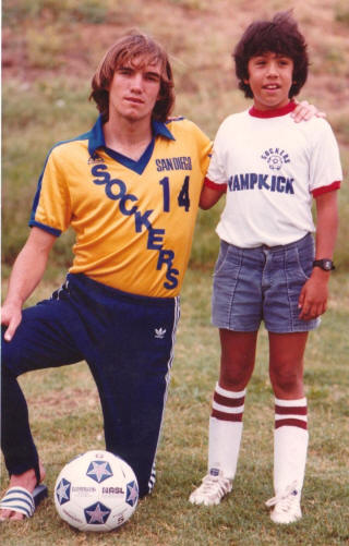 Sockers 81 Home Gordon Dallas with Camper