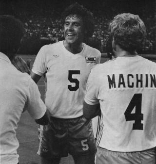 Sounders 77 Home Back Mel Machin, England