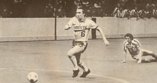 Sounders 81-82 Indoor Road Steve Buttle, Timbers