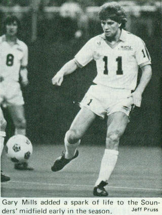 Seattle Sounders 1982 Home Gary Mills.jpg