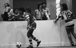 Strikers 79-80 Indoor Road Back Mike Ortiz-Velez, Rowdies 80-01-12