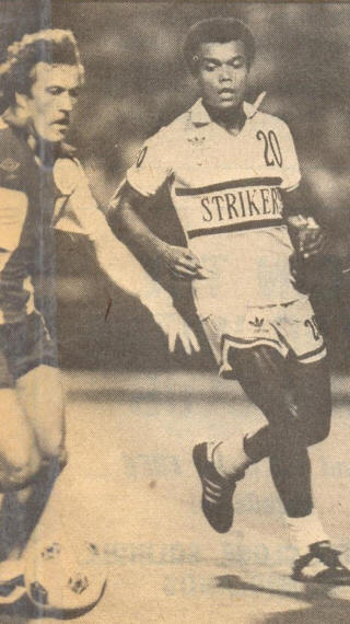 NASL Soccer Ft. Lauderdale Strikers 80 Home Teofilo Cubillas 2