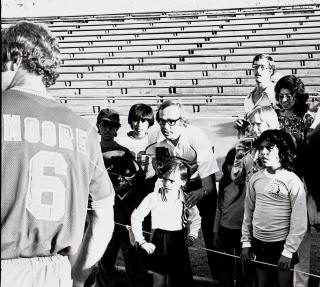 Thunder 76 Road Back Bobby Moore, Fans