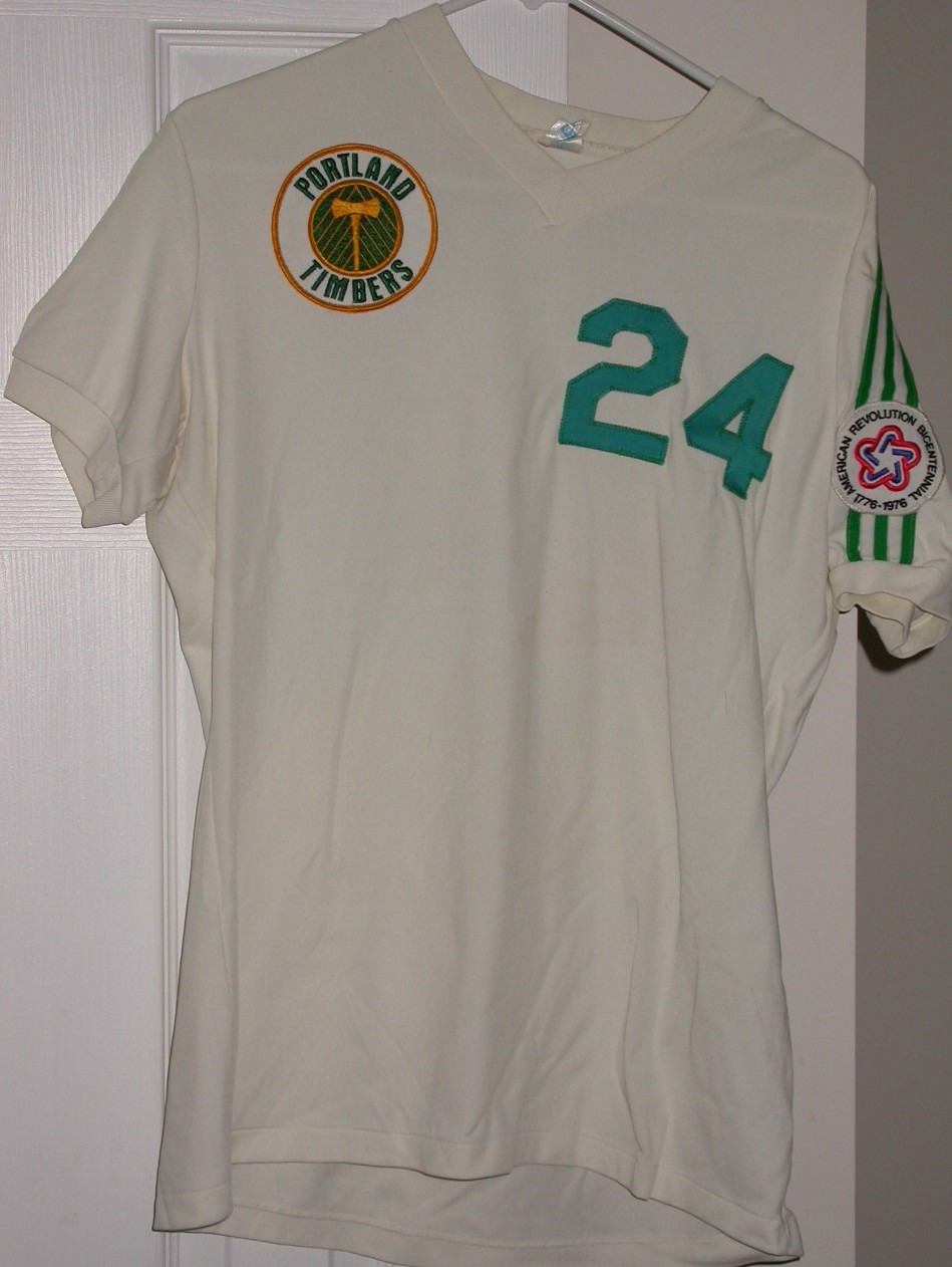 Details about   Portland Timbers 1975 Logo NASL Soccer Tee Shirt 