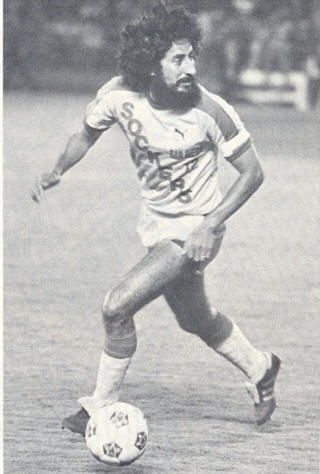 NASL Soccer San Diego Sockers 80 Home Leonardo Cuellar 3
